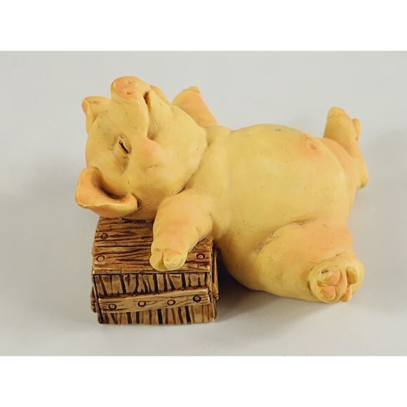 Pigsville Sleeping Pig Piggy Piglet Lover Resin 2 1/2" Handcrafted 1992 - Picture 12 of 13